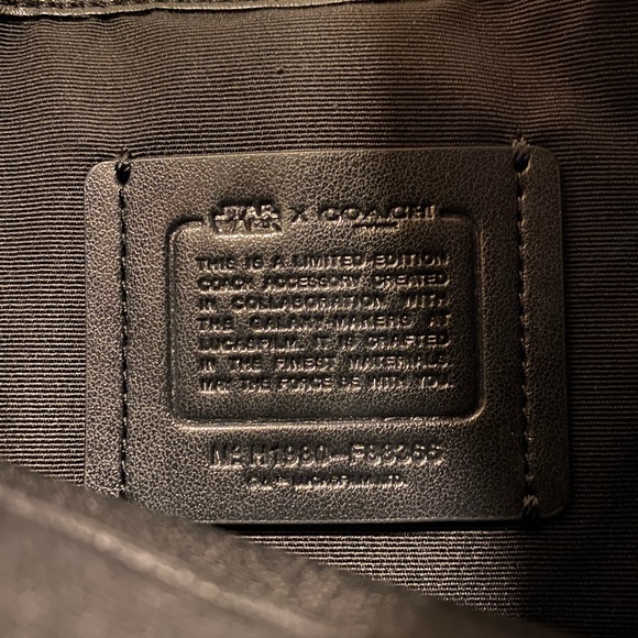 COACH STARWARS POUCH WRISTLET NWT - Picture 9 of 15